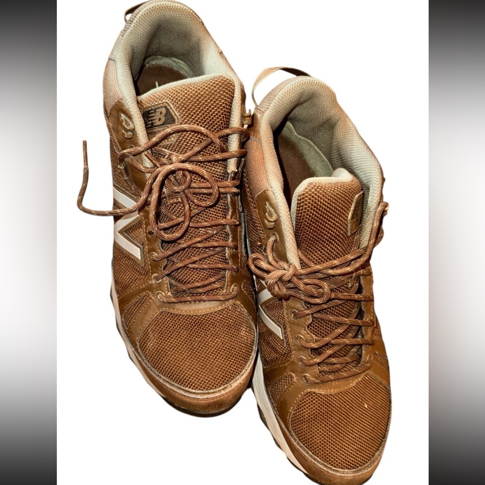 New Balance Men's Tan Athletic Shoes